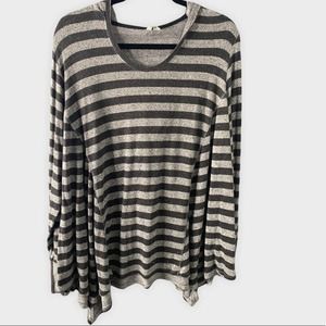 C active women's  gray striped hooded pullover super soft sweatshirt size 18/20